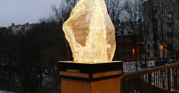 Bentesebrua Oslo; Skulptur Med Plexi Led F. Kalantary Kvadrat